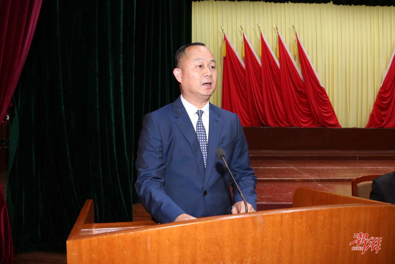 雷偉平.jpg